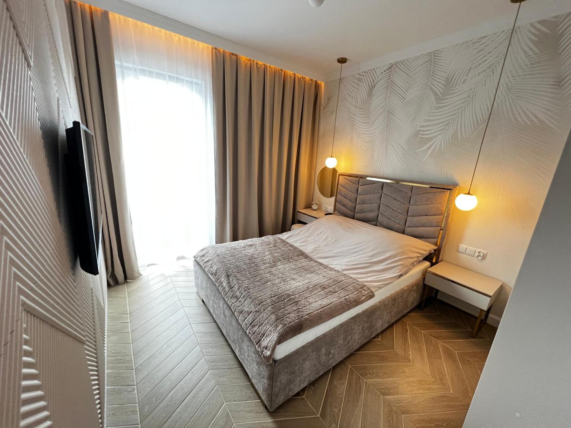Apartament Paryska Jelenia Gora Bagian luar foto