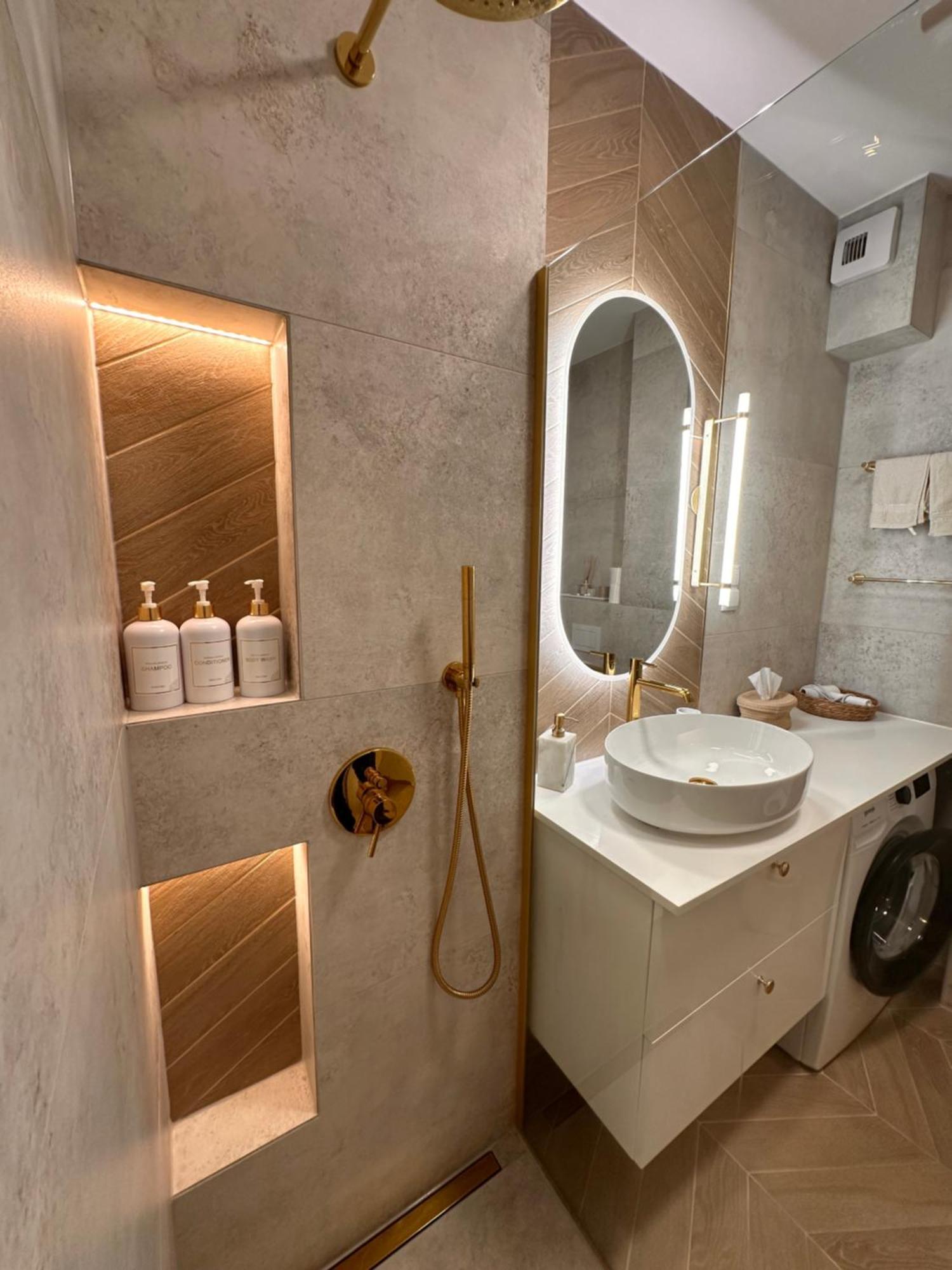 Apartament Paryska Jelenia Gora Bagian luar foto