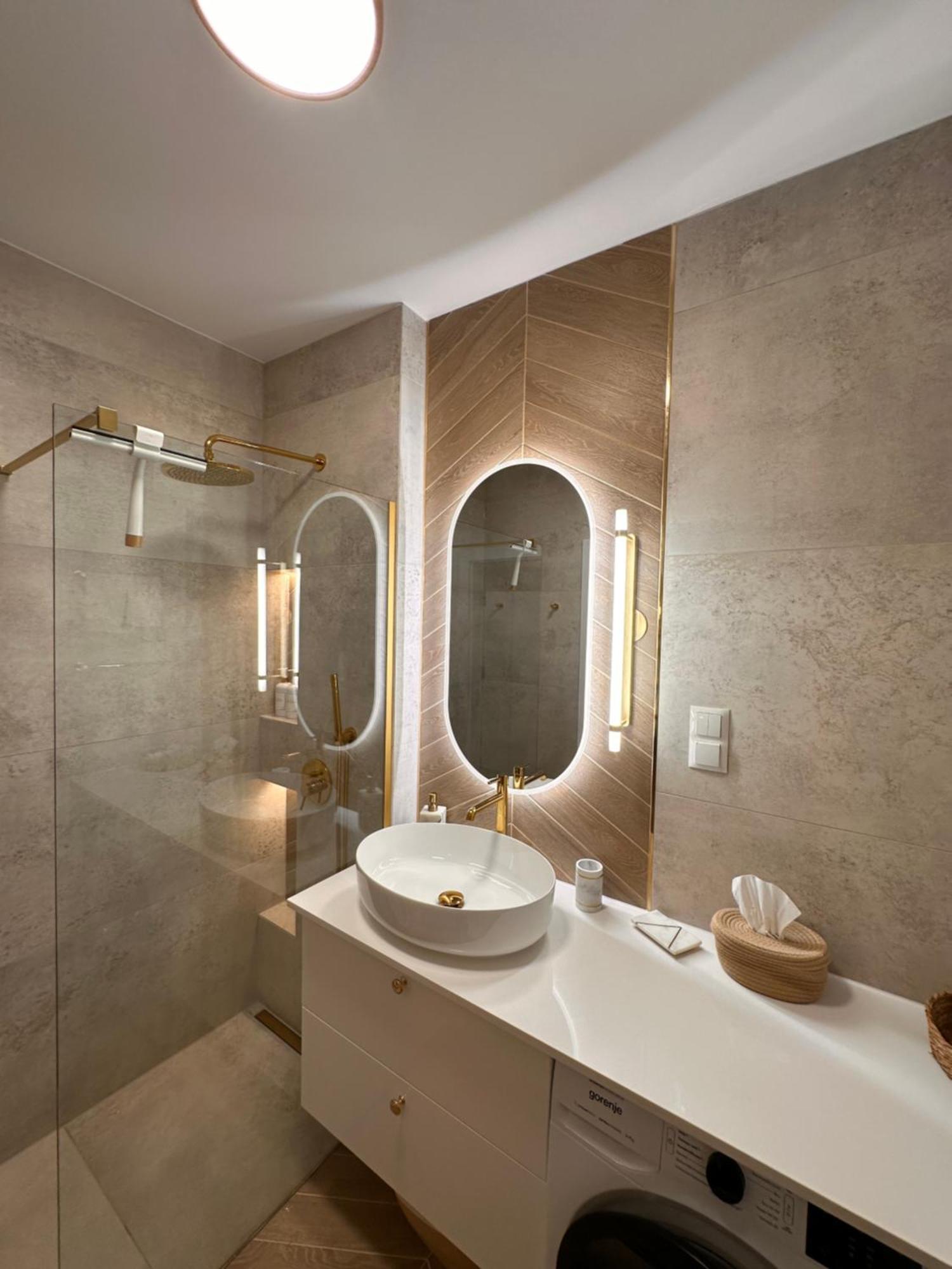 Apartament Paryska Jelenia Gora Bagian luar foto
